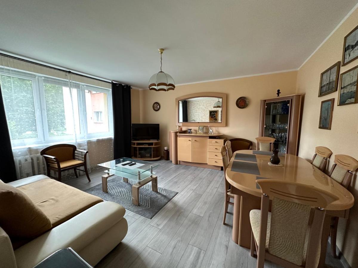 Tradycyjne Mieszkanie Przy Parku Norweskim Jelenia Góra Extérieur photo