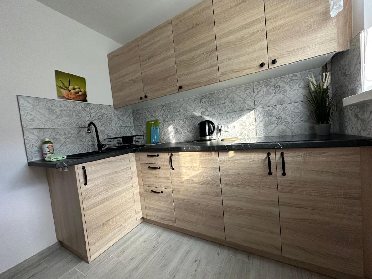 Tradycyjne Mieszkanie Przy Parku Norweskim Jelenia Góra Extérieur photo